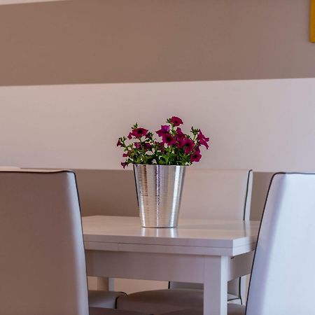 Italianflat - Peschiera Residence Peschiera del Garda Ngoại thất bức ảnh