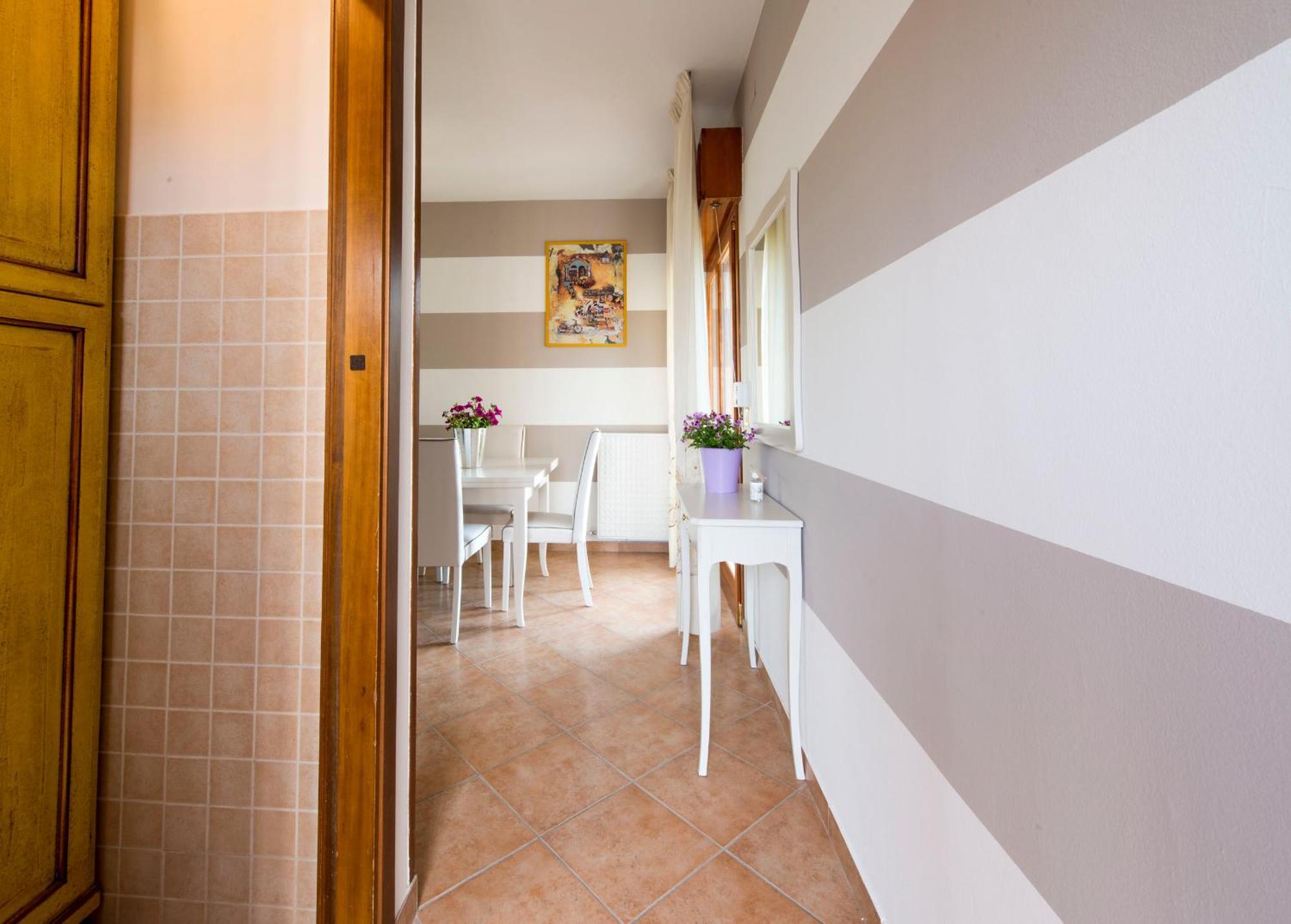 Italianflat - Peschiera Residence Peschiera del Garda Ngoại thất bức ảnh